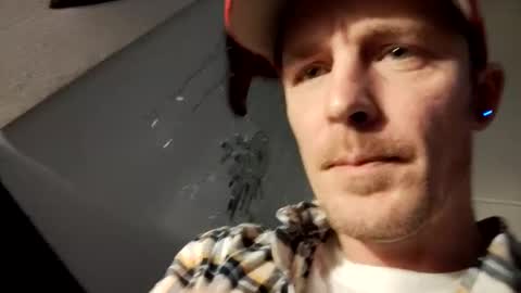 Snapshot of str33twyz3 chatting on 4, 3, 2026 Streetwyze online show from 4, 3, 2026