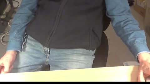 Dave online show from 3, 12, 2025