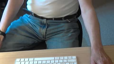 Snapshot of str8_dave chatting on 4, 7, 2026 Dave online show from 4, 7, 2026