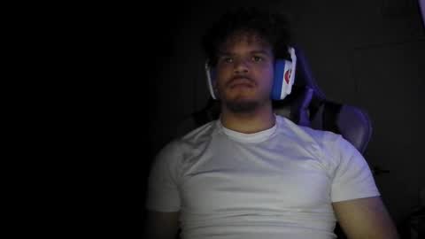 Snapshot of str8dj chatting on 1, 10, 2025 Dj online show from 1, 10, 2025