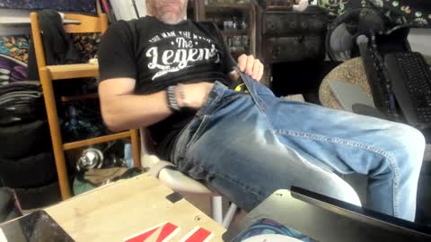 Str8 online show from 28, 12, 2024