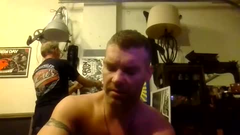 Str8 online show from 9, 2, 2025