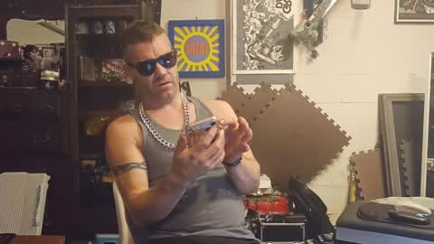 Str8 online show from 9, 2, 2025