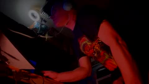 Str8 online show from 1, 11, 2025