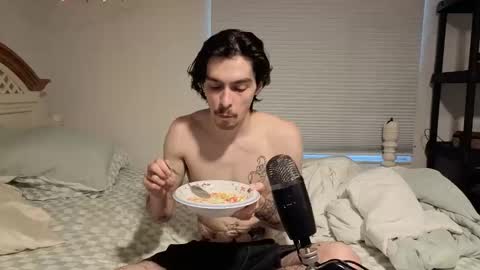 Snapshot of str8whiteboy21 chatting on 6, 4, 2026 str8whiteboy21 online show from 6, 4, 2026