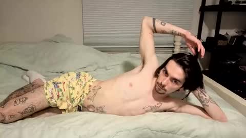 Snapshot of str8whiteboy21 chatting on 16, 4, 2026 str8whiteboy21 online show from 16, 4, 2026