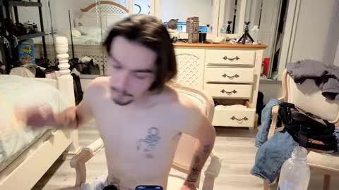 Snapshot of str8whiteboy21 chatting on 23, 4, 2026 str8whiteboy21 online show from 23, 4, 2026