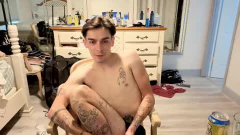 Snapshot of str8whiteboy21 chatting on 9, 5, 2026 str8whiteboy21 online show from 9, 5, 2026