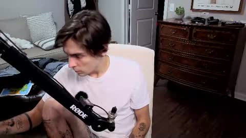 str8whiteboy21 online show from 16, 7, 2026
