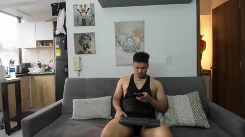 straight__friends online show from 3, 6, 2026