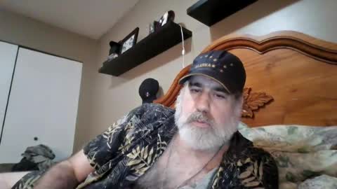 Straightbear4you online show from 9, 7, 2026