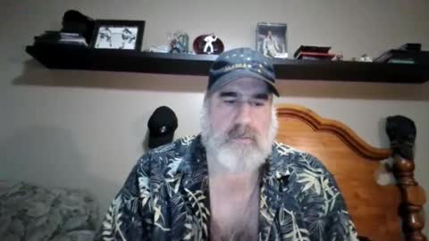 Straightbear4you online show from 18, 7, 2026
