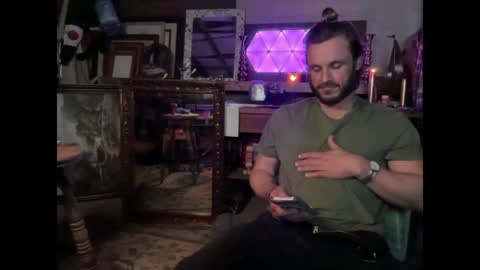 Snapshot of straightishd chatting on 8, 4, 2026 Cowboy Zuhly online show from 8, 4, 2026