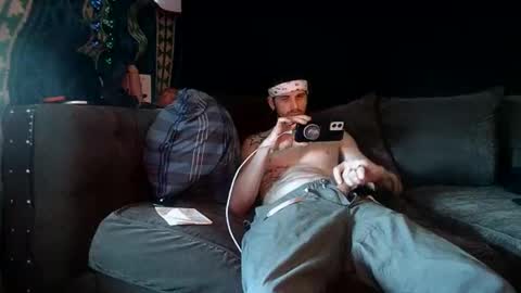 Snapshot of straitpipermann22 chatting on 9, 2, 2026 straitpipermann22 online show from 9, 2, 2026