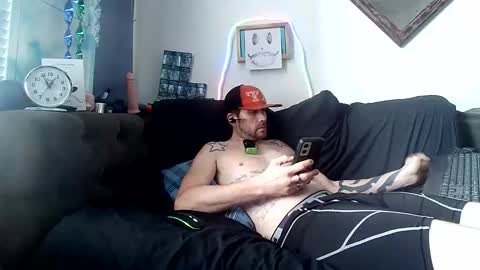 Snapshot of straitpipermann22 chatting on 28, 3, 2026 straitpipermann22 online show from 28, 3, 2026