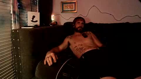 Snapshot of straitpipermann22 chatting on 8, 5, 2026 straitpipermann22 online show from 8, 5, 2026