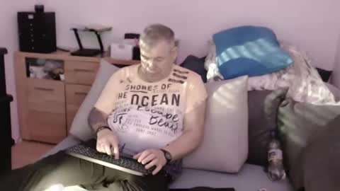 Stranger online show from 3, 11, 2025