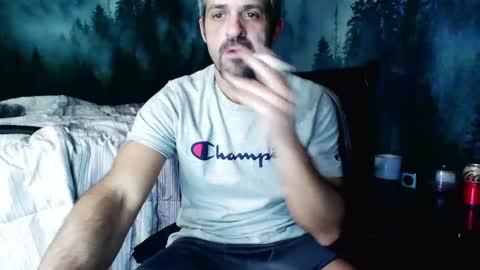 Snapshot of strangeratnight87 chatting on 6, 1, 2025 strangeratnight87 online show from 6, 1, 2025