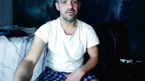 Snapshot of strangeratnight87 chatting on 21, 1, 2025 strangeratnight87 online show from 21, 1, 2025