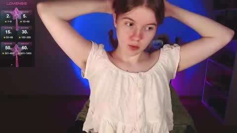 Snapshot of strawberry_juli chatting on 21, 3, 2026 Juli online show from 21, 3, 2026