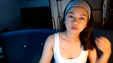 Snapshot of strawberry_kissesx chatting on 20, 3, 2026 Kisses online show from 20, 3, 2026