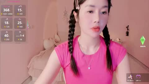 Snapshot of strawberry_loveee chatting on 13, 9, 2025 strawberry_loveee online show from 13, 9, 2025