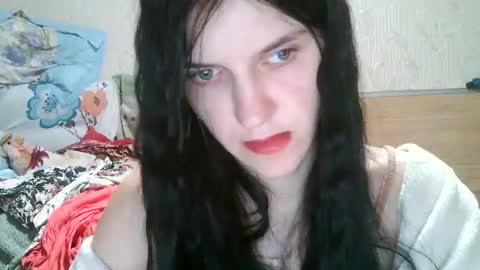 Strawberry Storm online show from 15, 4, 2026