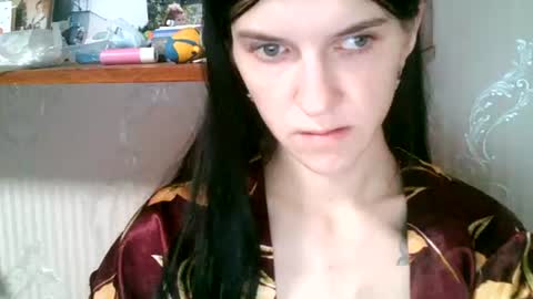 Strawberry Storm online show from 26, 6, 2026