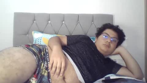 StrawberryBoo online show from 13, 1, 2025