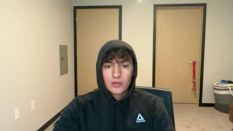 Snapshot of strawberryboy69 chatting on 5, 11, 2025 sexmenyoutnng online show from 5, 11, 2025