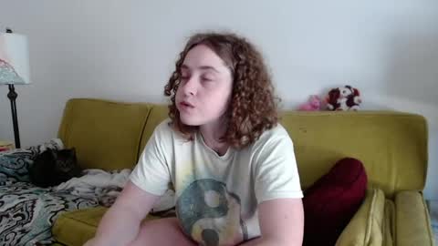 Strawberrylotsacake online show from 12, 5, 2026