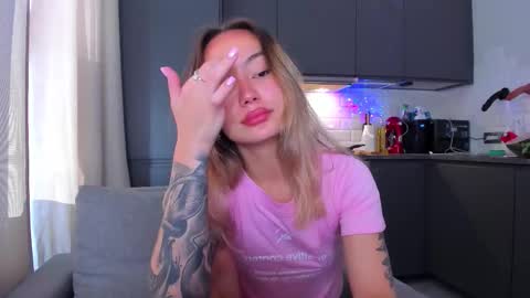 Tati and Lola online show from 11, 9, 2025