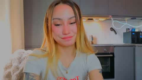 Tati and Lola online show from 9, 5, 2026