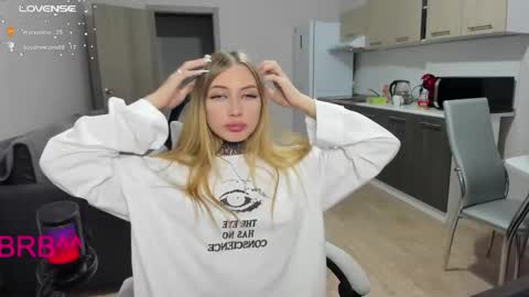 Streis  open pvt online show from 17, 10, 2025