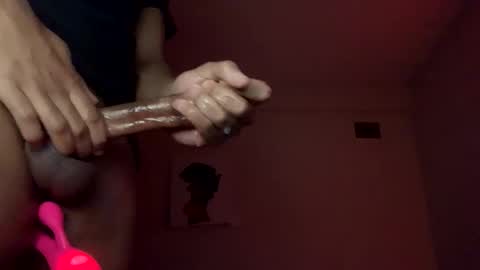 strictlysoloo online show from 10, 1, 2025