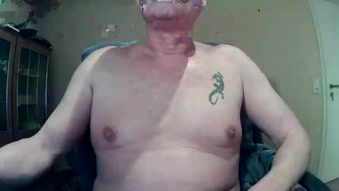 Snapshot of strohnahohn2023 chatting on 13, 1, 2026 Thomas online show from 13, 1, 2026