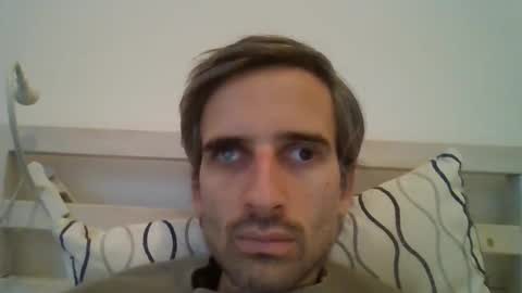 stroke1 online show from 23, 12, 2025