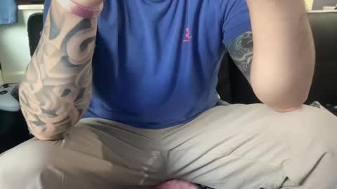 Snapshot of stroking33again chatting on 4, 2, 2025 stroking33again online show from 4, 2, 2025