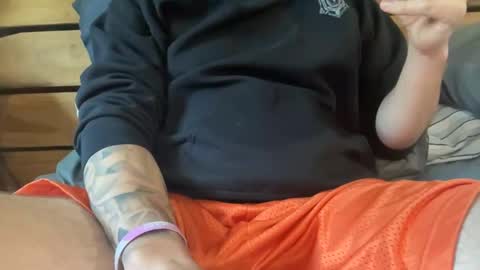 Snapshot of stroking33again chatting on 2, 10, 2025 stroking33again online show from 2, 10, 2025