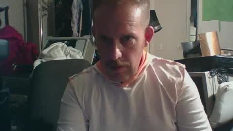 strokingjoe14585 online show from 12, 1, 2026