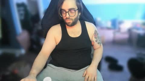 Snapshot of strokingslow420 chatting on 13, 11, 2025 Johnny online show from 13, 11, 2025