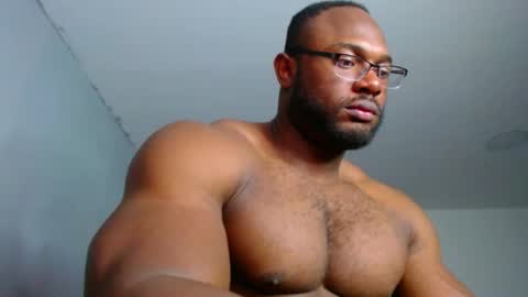 strong_george1 online show from 4, 12, 2024