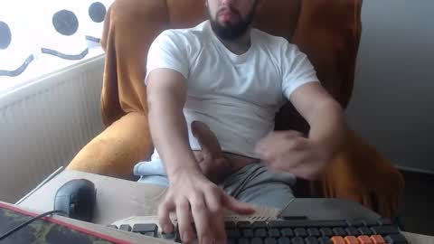 StrongCoffee online show from 17, 11, 2025