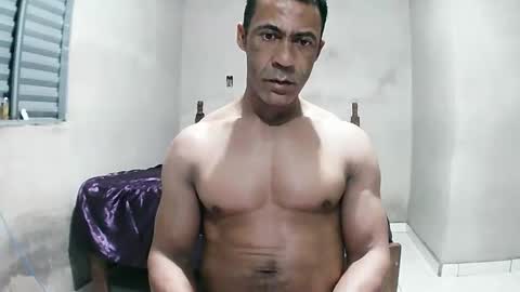 strongdaddyfantastic online show from 28, 4, 2026