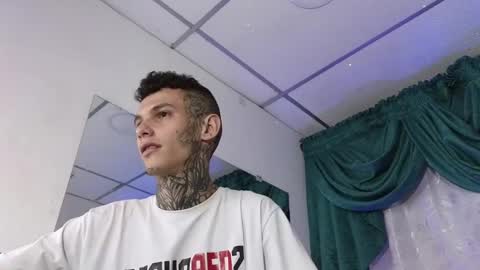 stuart_boy_ online show from 18, 12, 2024