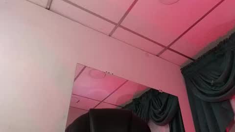 stuart_boy_ online show from 24, 12, 2024