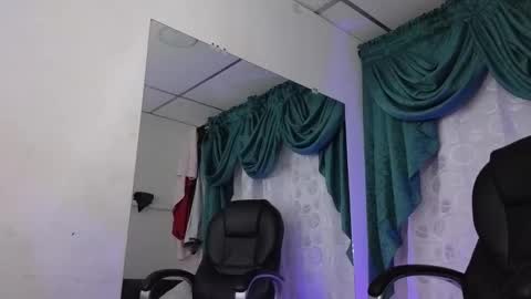 stuart_boy_ online show from 6, 1, 2025