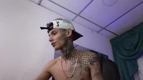 stuart_boy_ online show from 6, 1, 2025