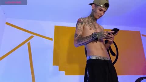 stuart_boy_ online show from 6, 2, 2025