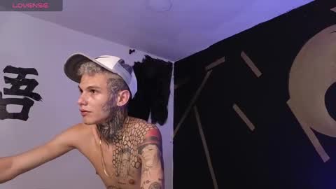 stuart_boy_ online show from 8, 3, 2025